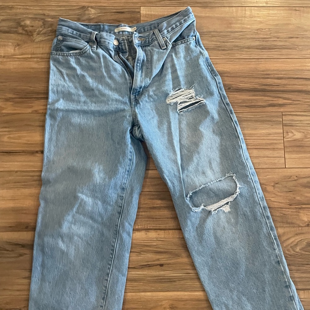 Baggy Blue Distressed Jeans